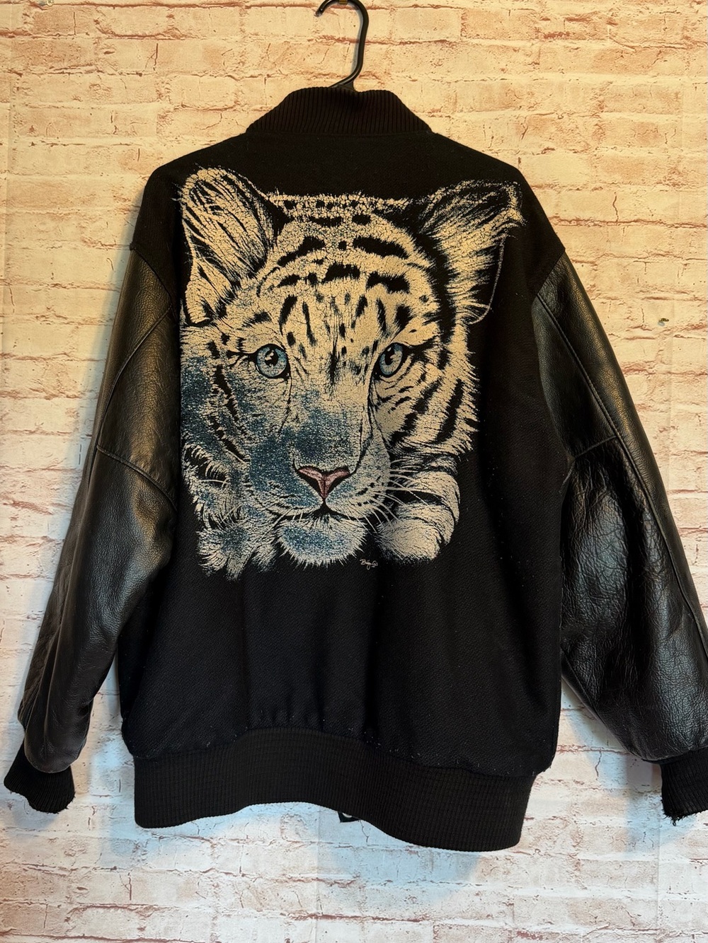 Steer brand vintage leather & wool varsity bomber jacket bengal tiger . Size XL